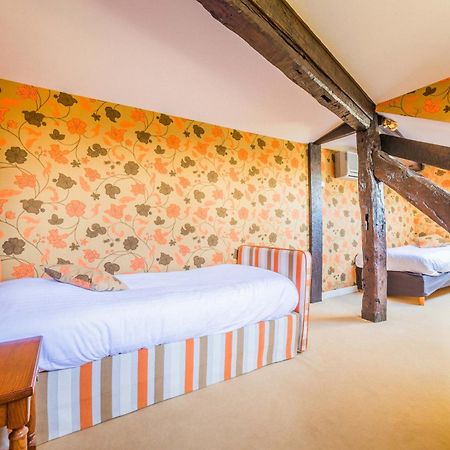 Chateau De Castel Novel Boutique Hotel Varetz Bagian luar foto